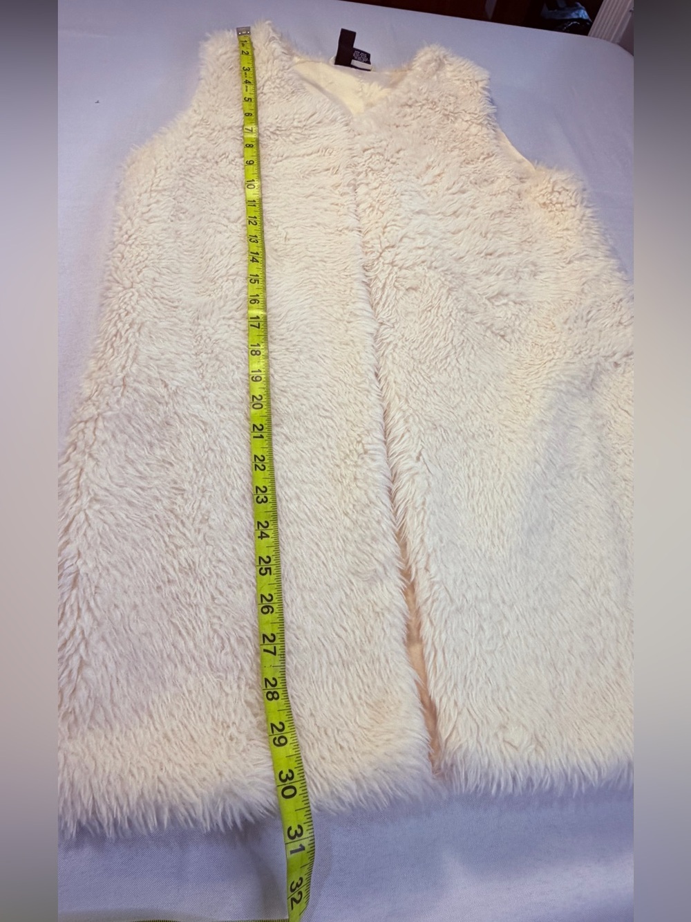 Windsor Women’s Faux Fur Sz M Shaggy Boho Glam Beige Neutral Hook & Eye Closure - Picture 7 of 8